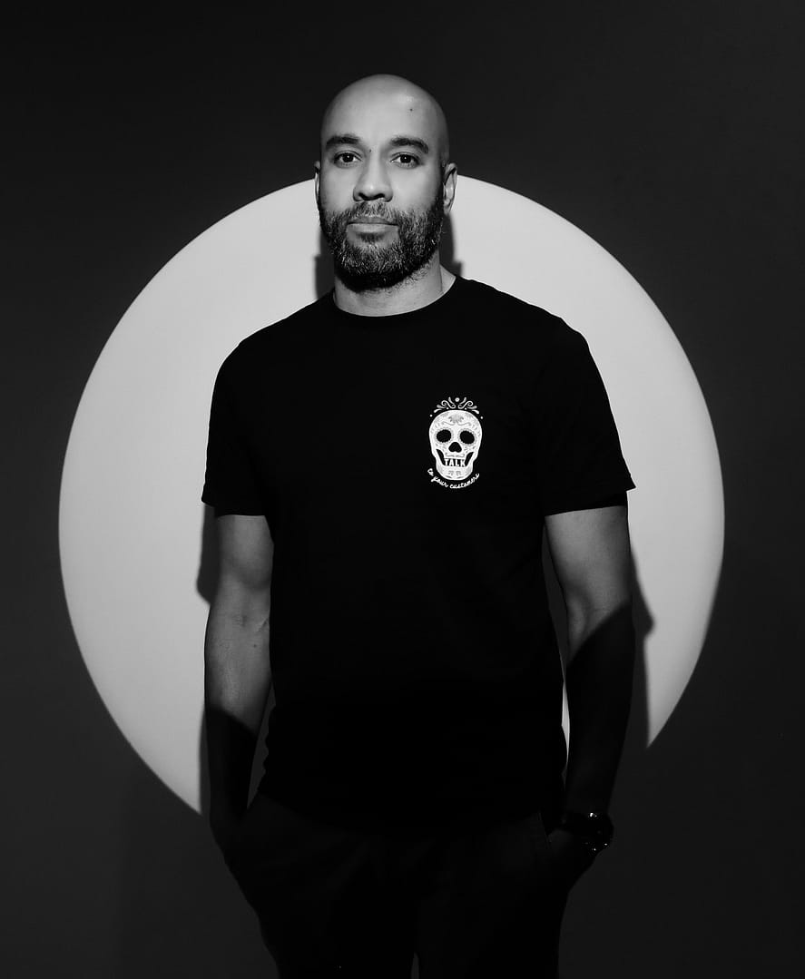 Andi Jarvis spotlight b